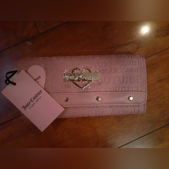 Juicy Couture Elongated Wallet - Picture 1 of 4